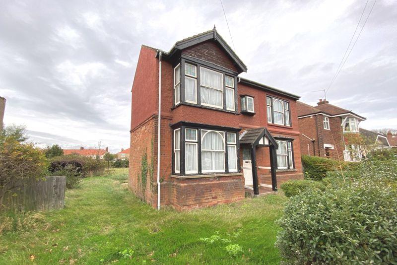 Normanston Drive, Lowestoft House £350,000