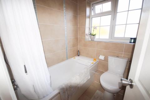 42 Greenside, Prestwood, Great Missenden, HP16 0SE