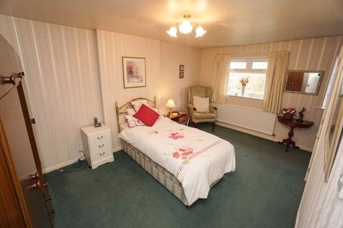 25 Heather Close, Horwich, Bolton, BL6 7TT