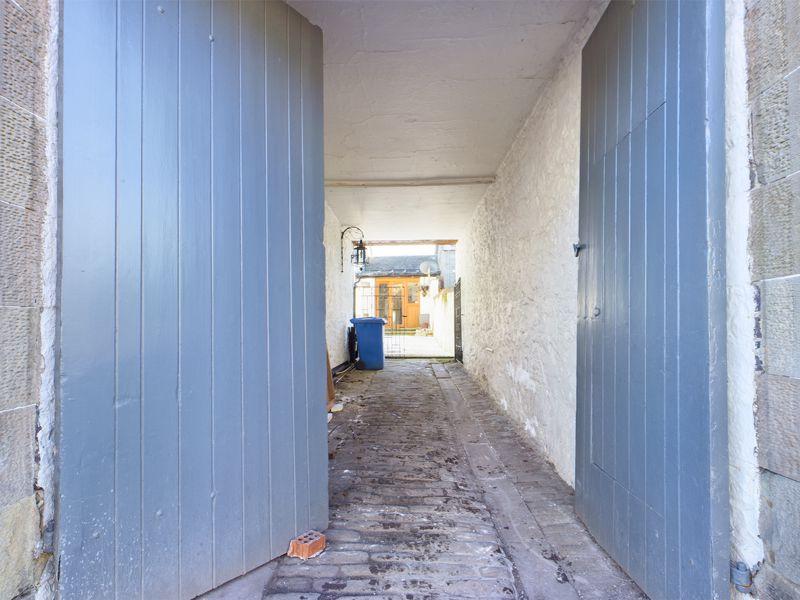 Vennel/Store/Parking