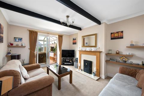 10 Allingham Road, Reigate, RH2 8JE