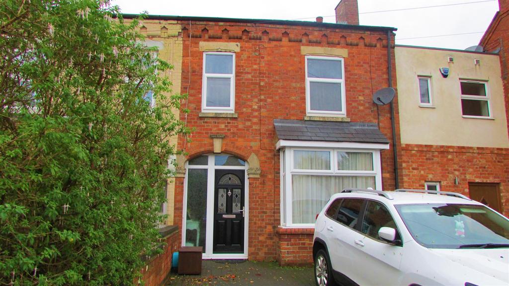 Northampton Road, Brixworth, Northampton 3 bed house £260,000