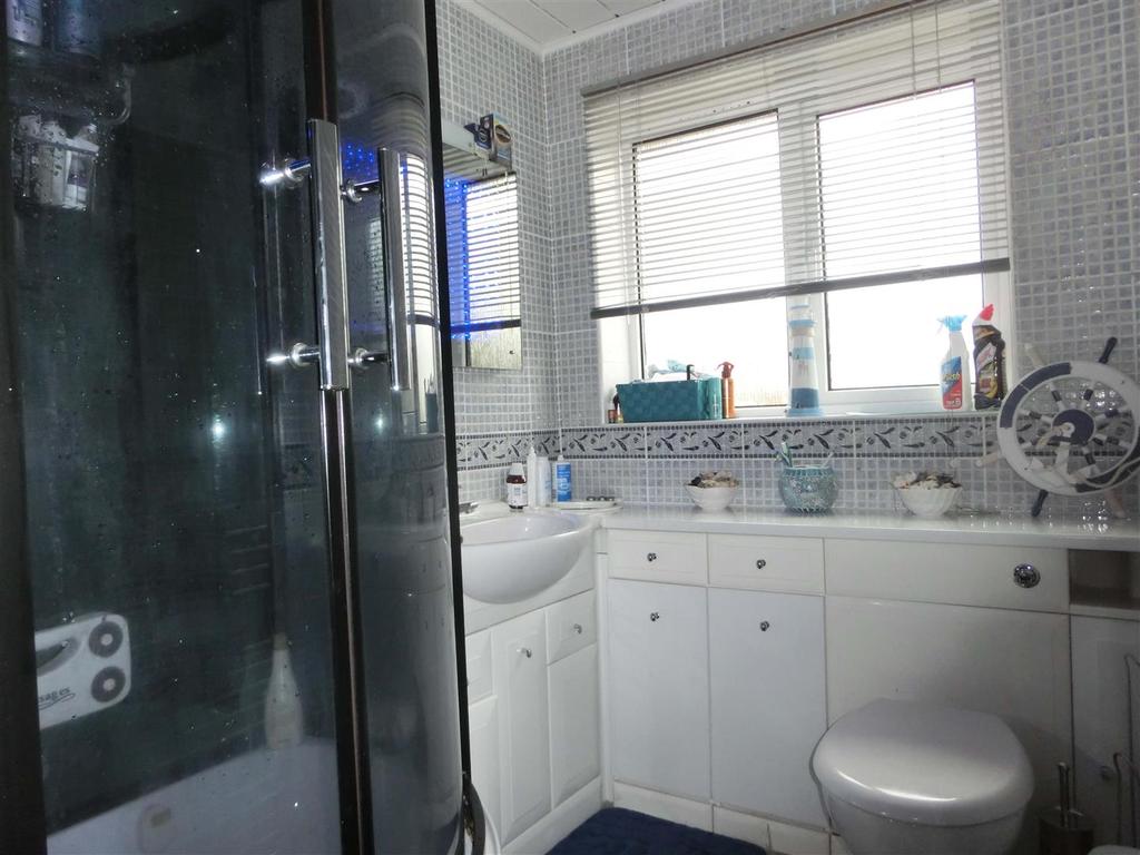 Modern bathroom