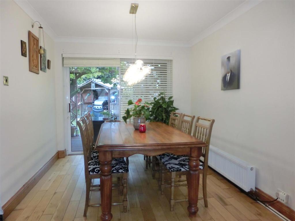 Extended dining room