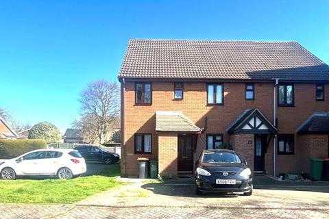 2 bedroom terraced house to rent, Marlborough Place, Toddington