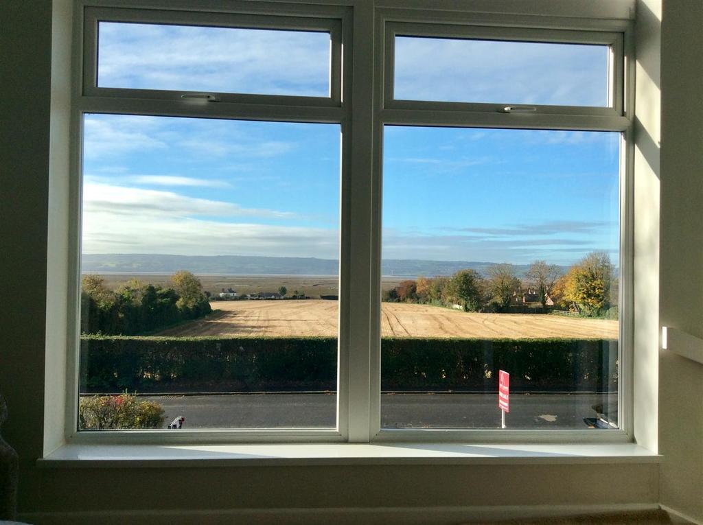Davenport Road, Heswall, Wirral 4 bed detached bungalow £675,000
