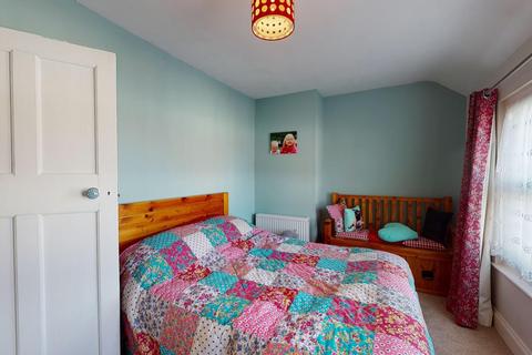 26 Cowdray Square, Deal, CT14 9ES