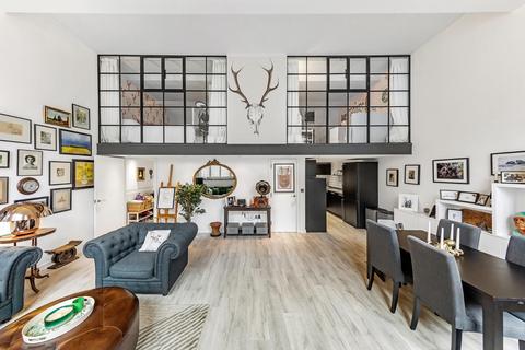 Flat 28, 1 Reed Place, London, SW4 7LD
