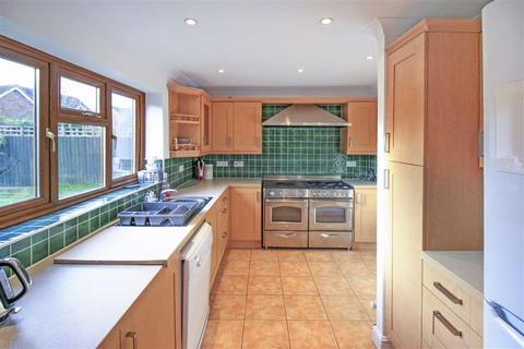 9 Benton Close, Moulton Chapel, Spalding, PE12 0QE