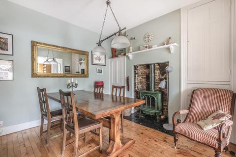 19 Warnham Road, Horsham, RH12 2QS