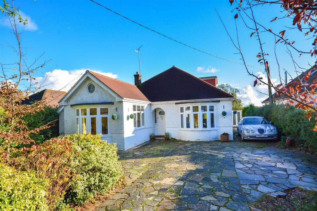 North Trade Road, Battle 4 bed detached house £500,000