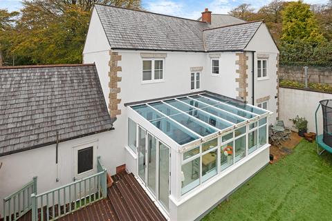 63 Bay View Road, Duporth, St Austell, PL26 6BN