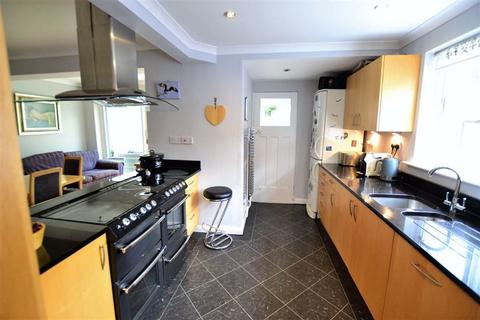 16 Chalgrove Way, Emmer Green, Reading, RG4 8SJ