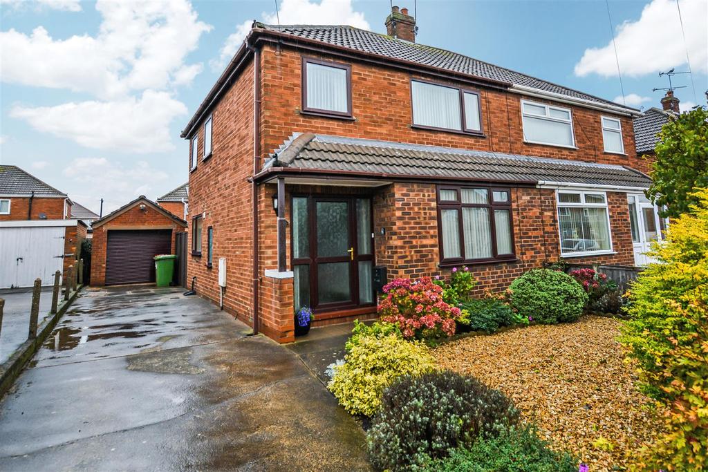 Staindale Road, Scunthorpe 3 bed semidetached house £135,000
