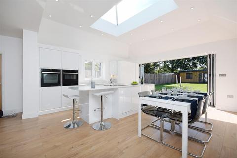 1 Medway Gardens, Wembley, HA0 2RW
