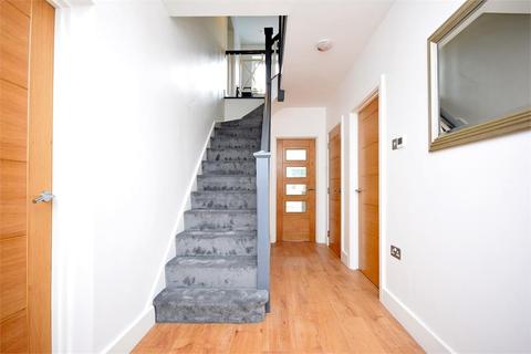 1 Medway Gardens, Wembley, HA0 2RW