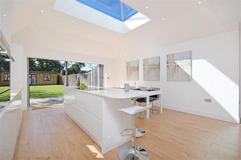 1 Medway Gardens, Wembley, HA0 2RW