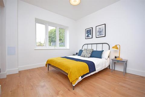 1 Medway Gardens, Wembley, HA0 2RW