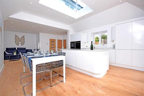 1 Medway Gardens, Wembley, HA0 2RW