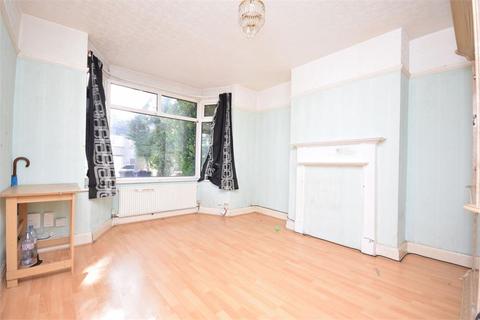 3 Bourne View, Greenford, UB6 7QS