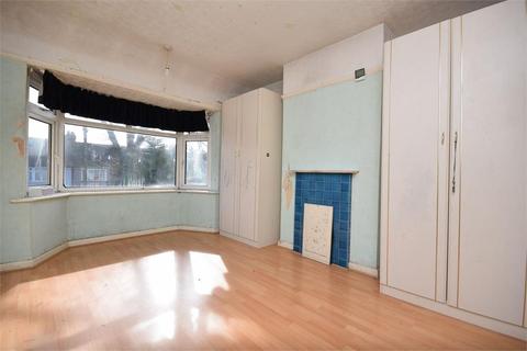 3 Bourne View, Greenford, UB6 7QS