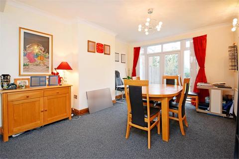 33 Carlton Avenue West, Wembley, HA0 3RE