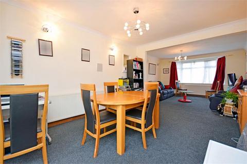 33 Carlton Avenue West, Wembley, HA0 3RE