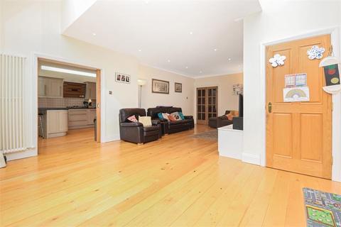49 Amery Road, Harrow, HA1 3UH