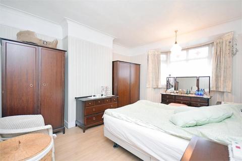 46 Fernbank Avenue, Wembley, HA0 2TR
