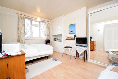 46 Fernbank Avenue, Wembley, HA0 2TR