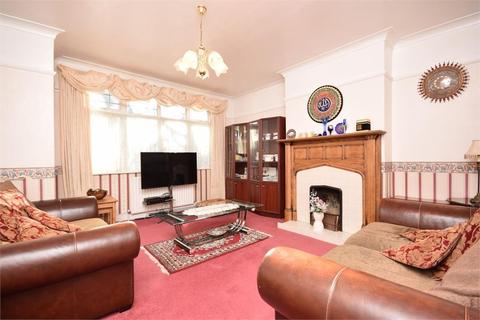 32 Abbotts Drive, Wembley, HA0 3SD