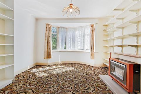 35 Mayfields, Wembley, HA9 9PR
