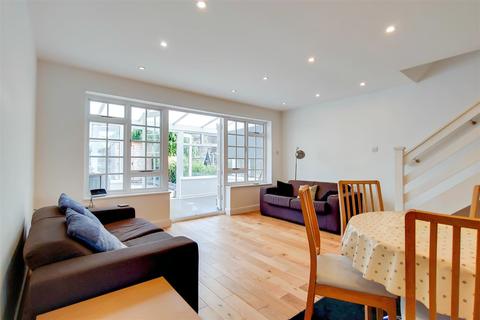 2 Waylett Place, Wembley, HA0 3BH