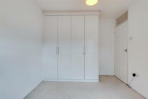 2 Waylett Place, Wembley, HA0 3BH