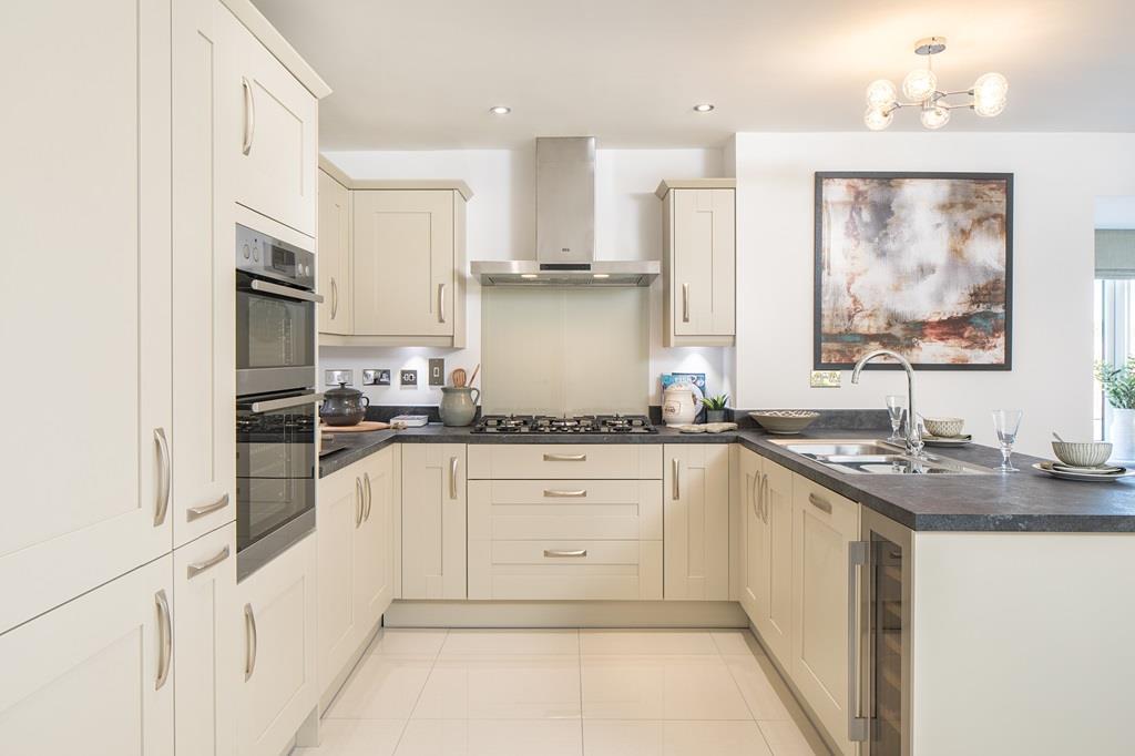 Henley kitchen cream