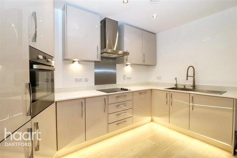 2 bedroom apartment to rent, James Smith Court, Dartford