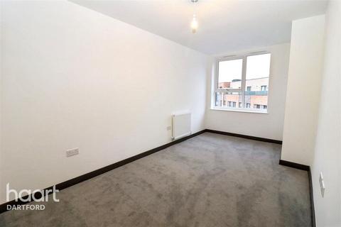 2 bedroom apartment to rent, James Smith Court, Dartford