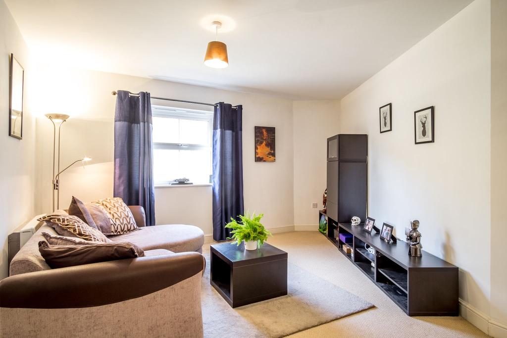 Spool Court, Bailiff Bridge, HD6 4FT 1 bed apartment £435 pcm (£100 pw)