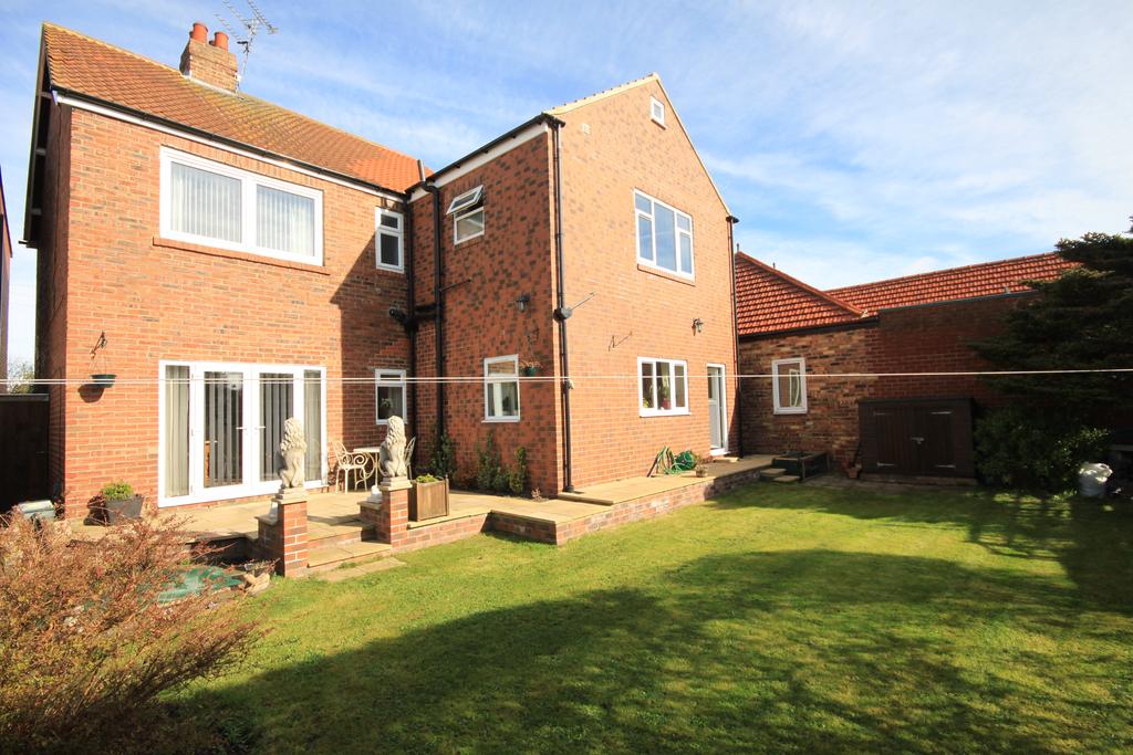 Grange Park, West Monkseaton, Whitley Bay, NE25 9RX 5 bed detached