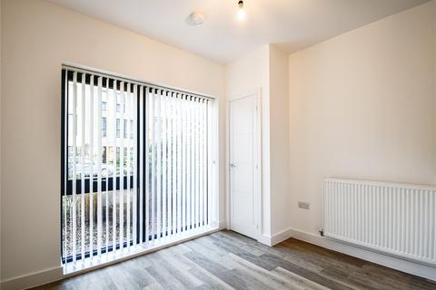3 bedroom semi-detached house to rent, Whittle Avenue, Trumpington, Cambridge, CB2