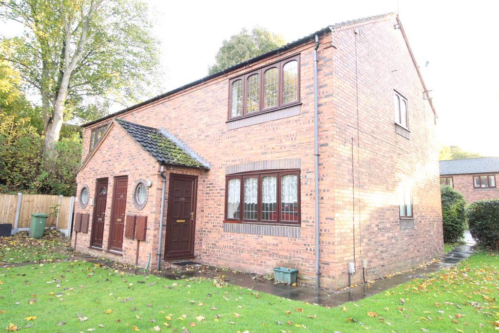 Queen Street Rugeley WS15 2JR 1 bed flat £515 pcm (£119 pw)