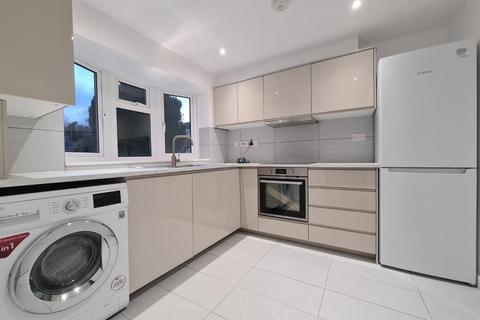 20 Howe Close, Wheatley, Oxford, OX33 1SS