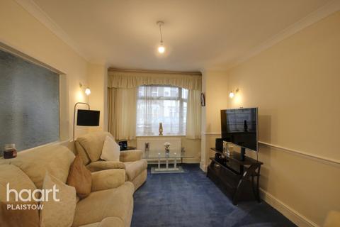 40 Woodside Road, London, E13 8RX