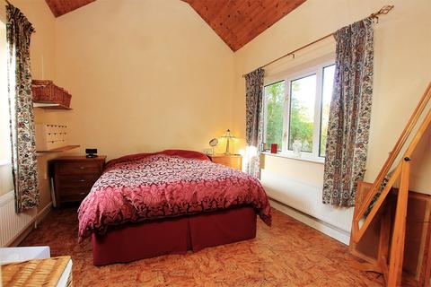 21 Beech Hill Road, Carleton, Skipton, BD23 3EN