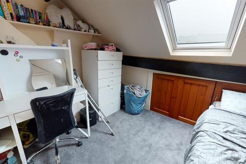 10 Wharfe View, Pool In Wharfedale, Otley, LS21 1NF