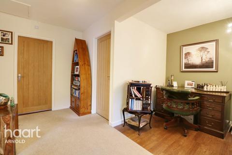 25 Abbotsbury Close, Nottingham, NG5 5AL