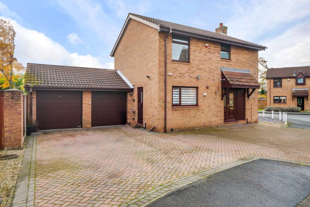 Newhall Road, Kirk Sandall 4 bed detached house £245,000