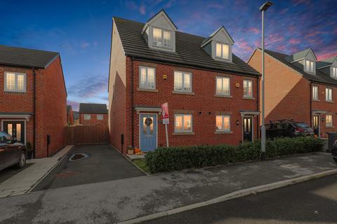 10 Castleton Way, Waverley, Rotherham, S60 8AQ