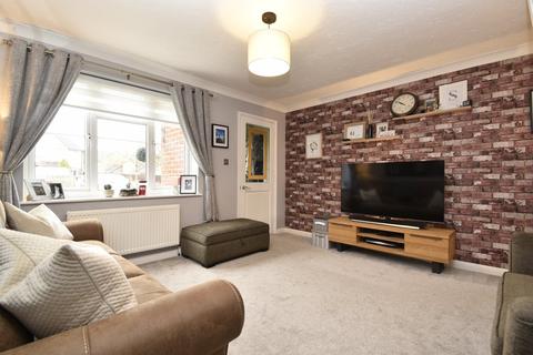 8 Knights Templars Green, Stevenage, SG2 0JY