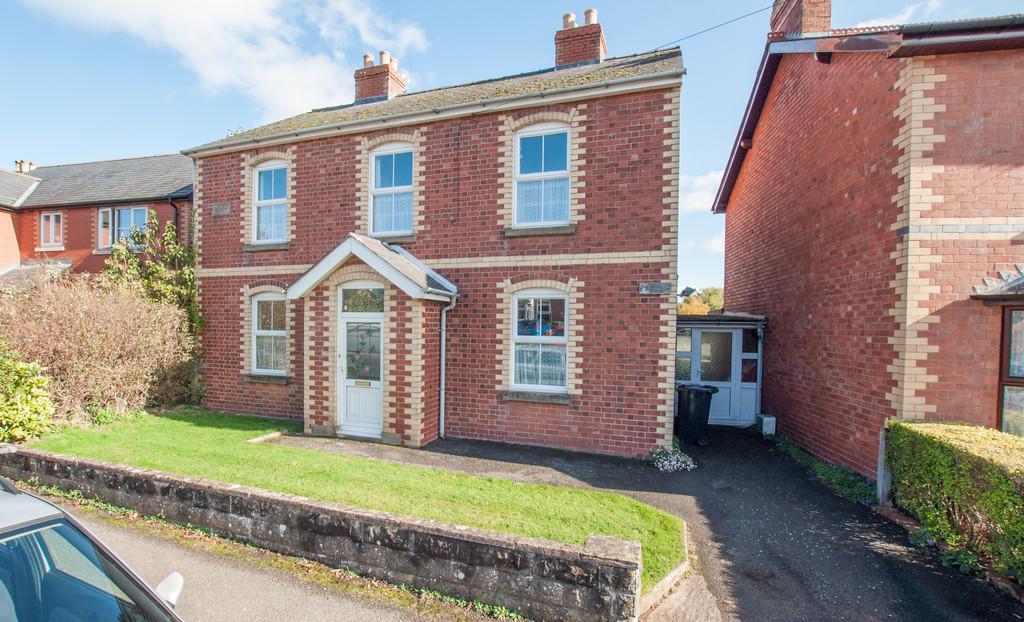 Camp Road, Ross on Wye 4 bed detached house £350,000
